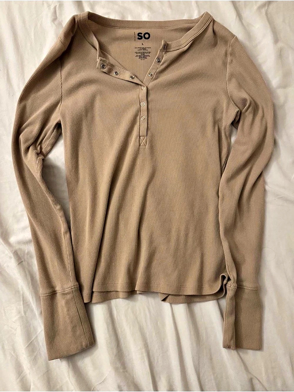 SO Ribbed Long Sleeve Top in Brown Size Large Like New